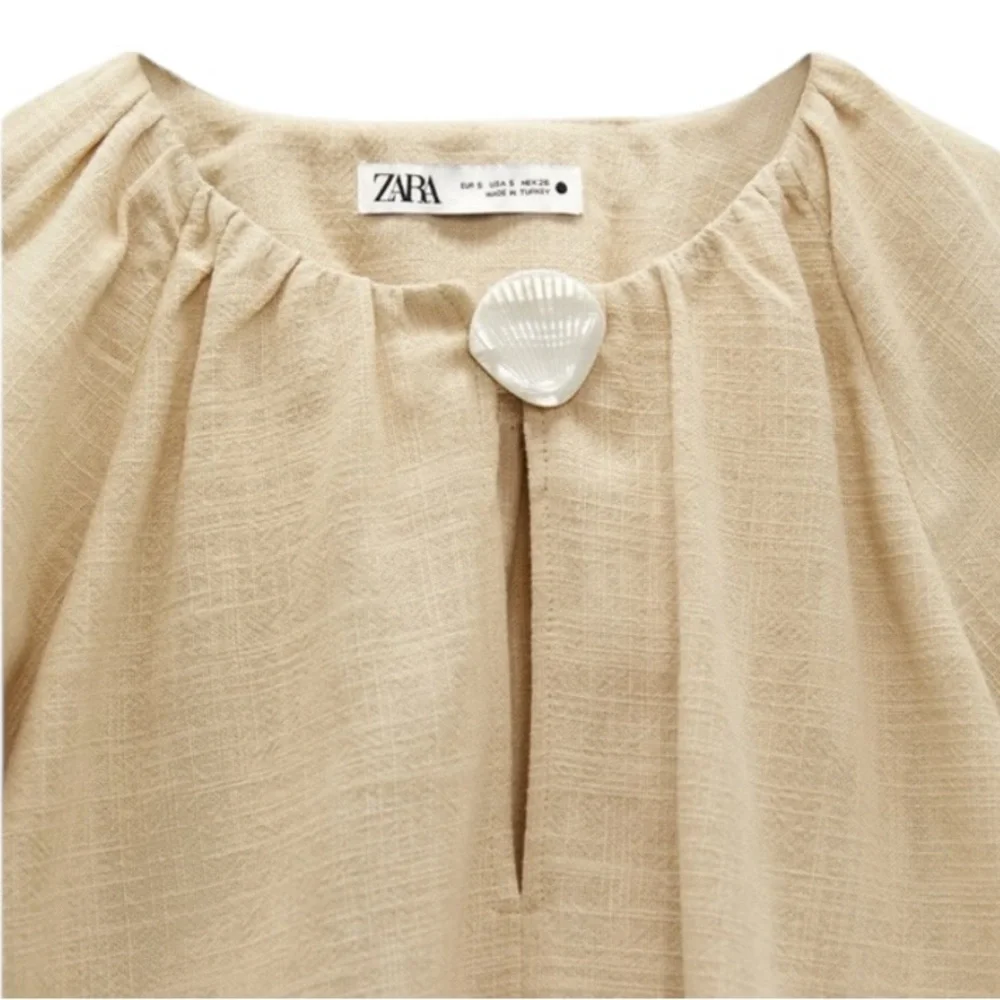 LN Zara Beige Shell Button Puff Sleeve Blouson Balloon Cropped Top Blouse - M
